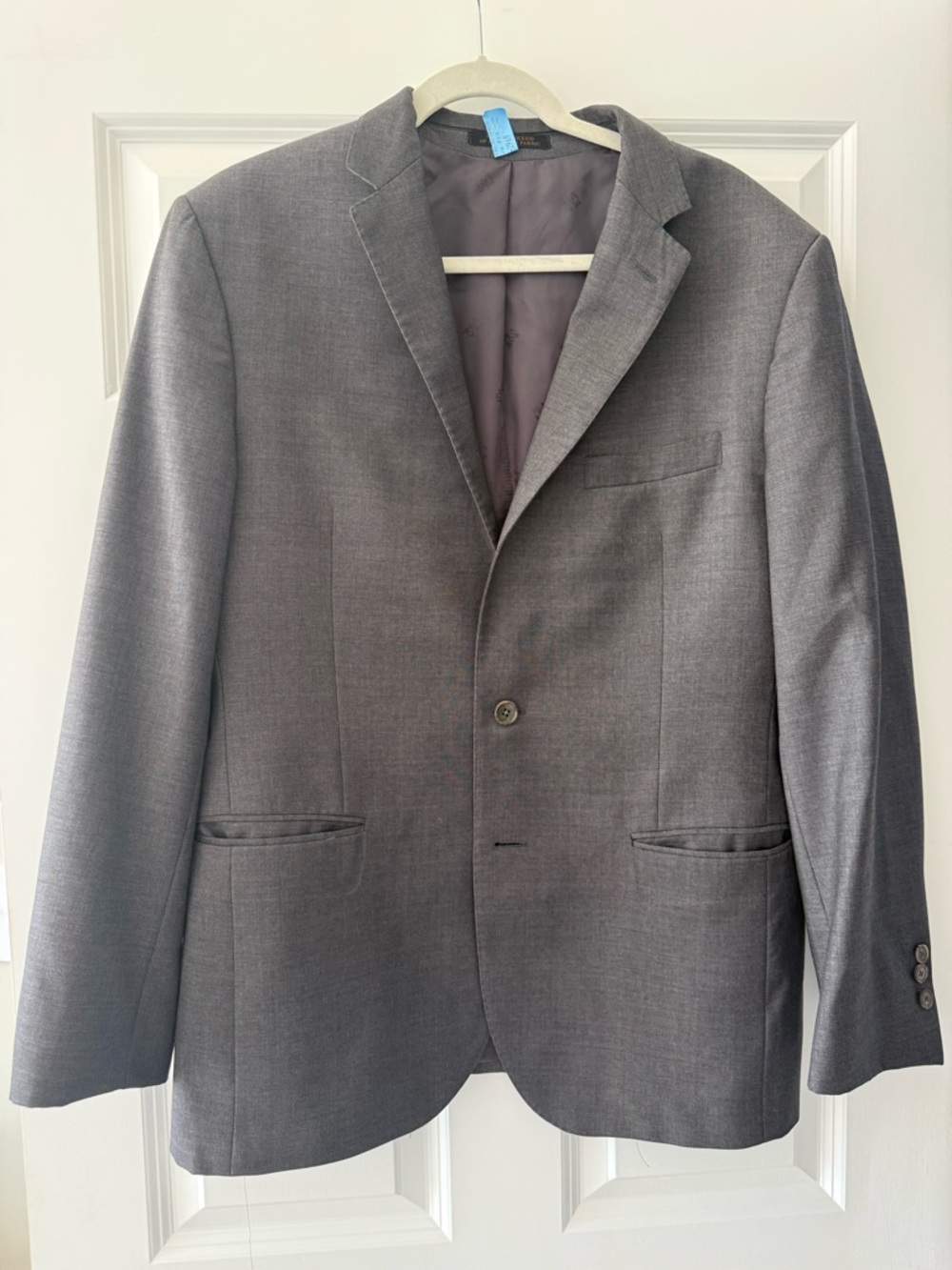 Jos. A. Bank Reserve Charcoal Gray suit slim fit
